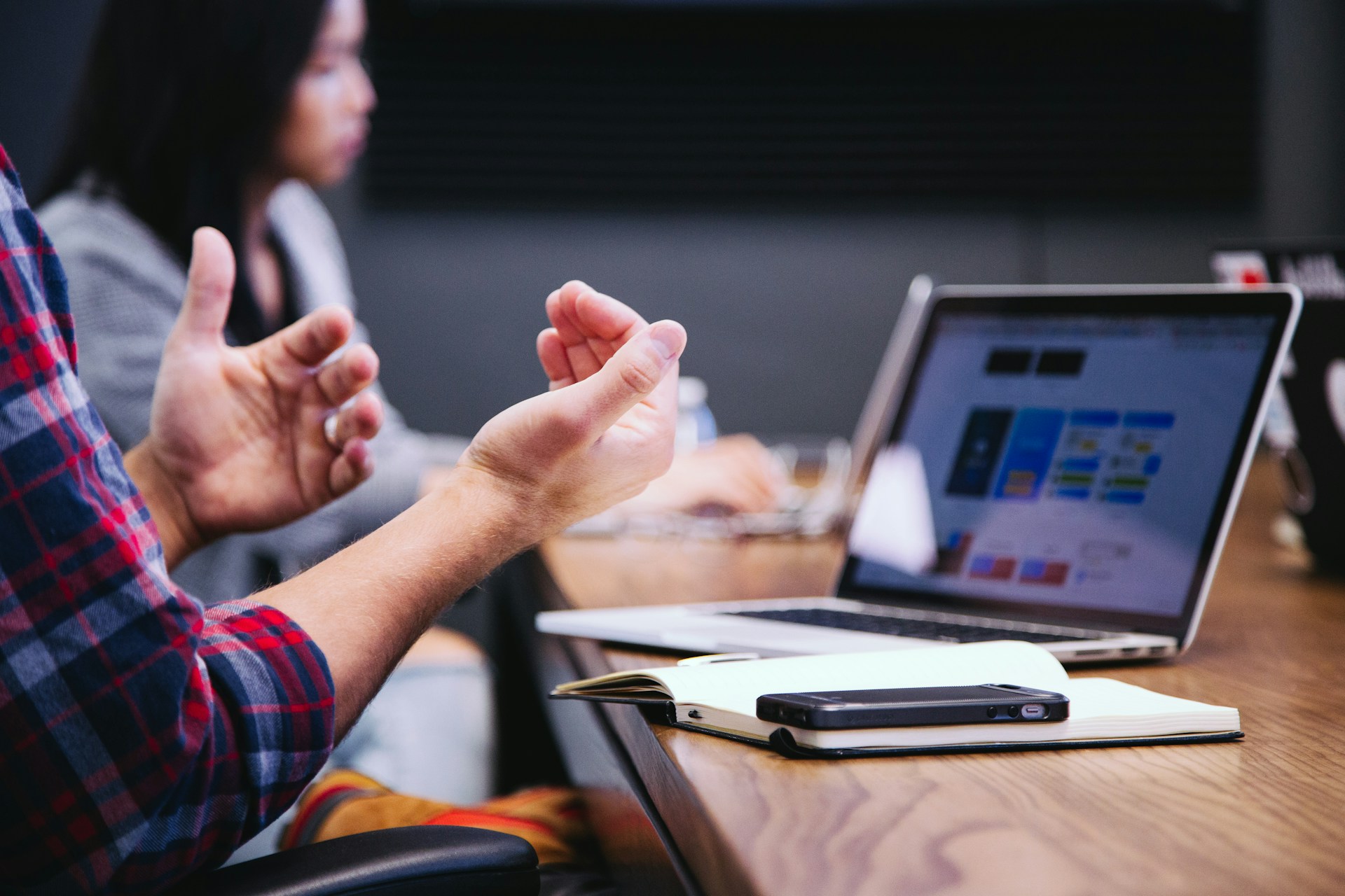 Gestión de proyectos con metodologías ágiles: flexibilidad y eficiencia en acción