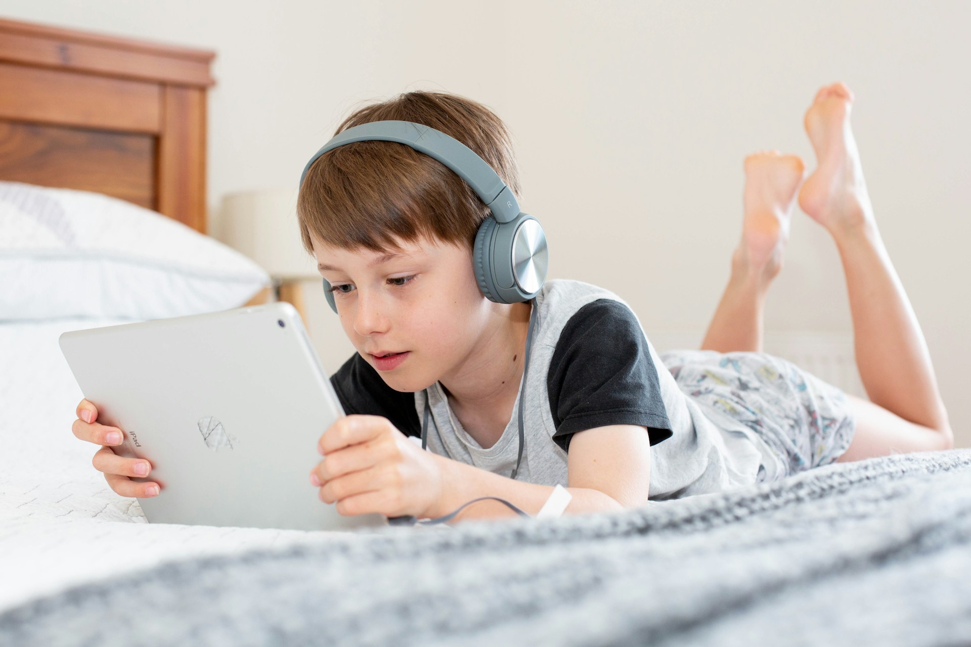 Pantallas y niños de 0 a 6 años: pautas actualizadas y papel del educador infantil