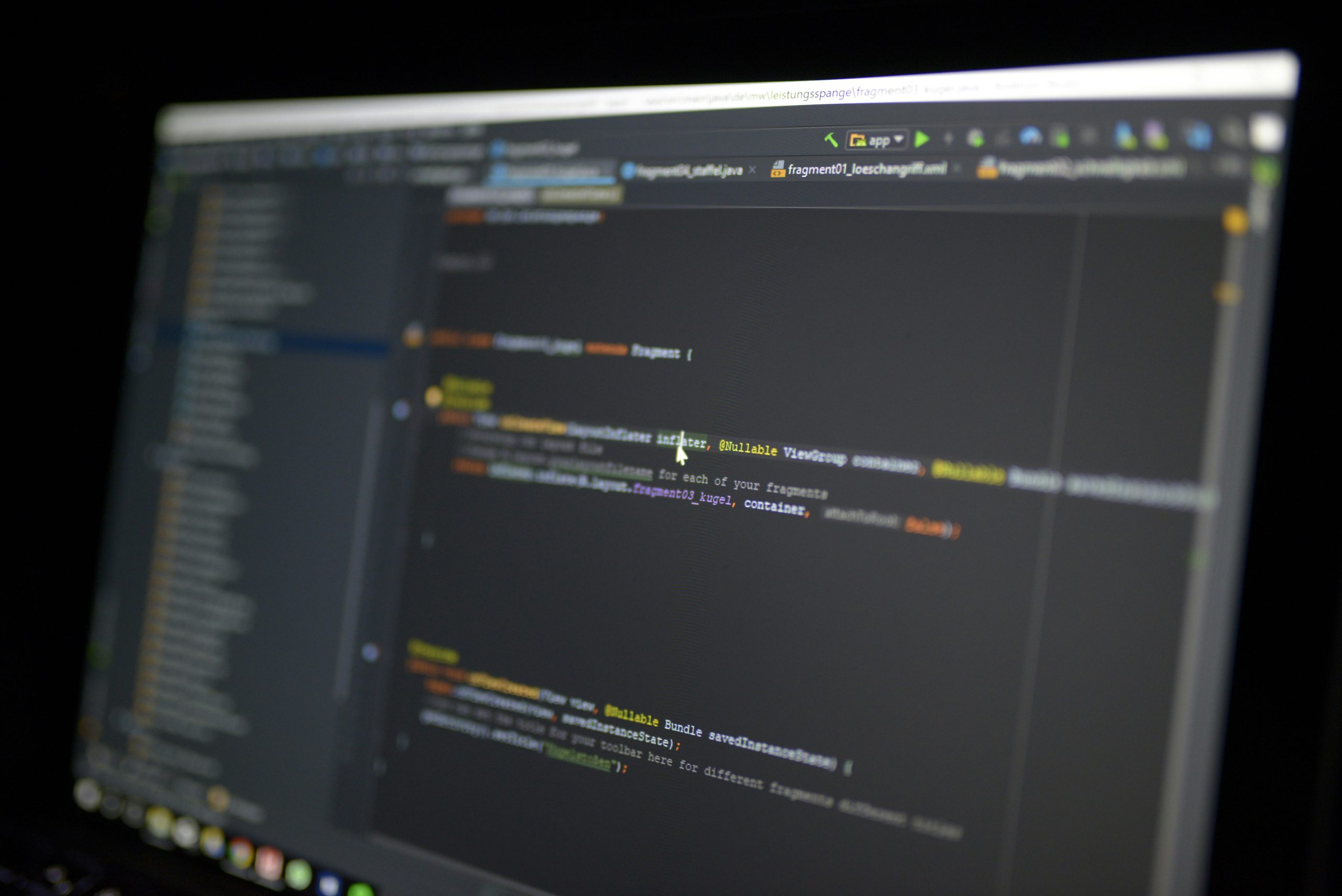 Automatización de procesos: cómo los scripts ahorran tiempo en las empresas
